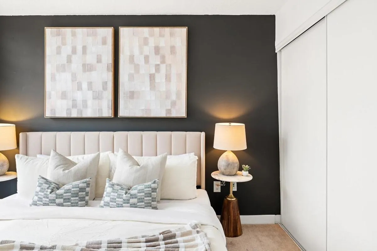 Modern 1Br King Suite, Central Downtown トロント アパート