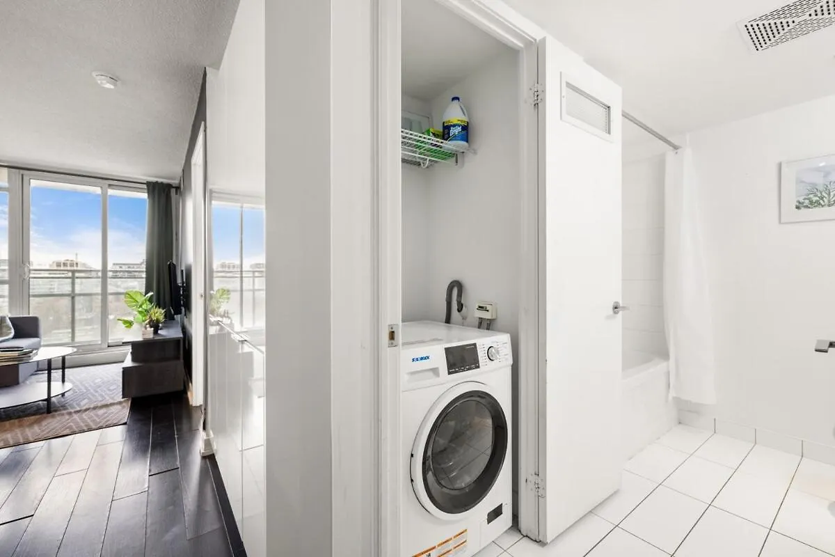 Apartment Modern 1Br King Suite, Central Downtown Toronto